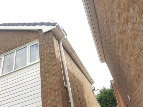 guttering-soffits-yorkshire-house-11